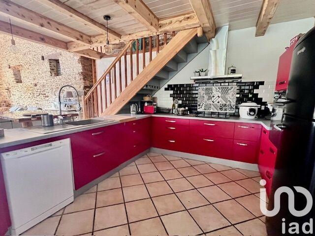 Maison - 212 m² - 5 pièces