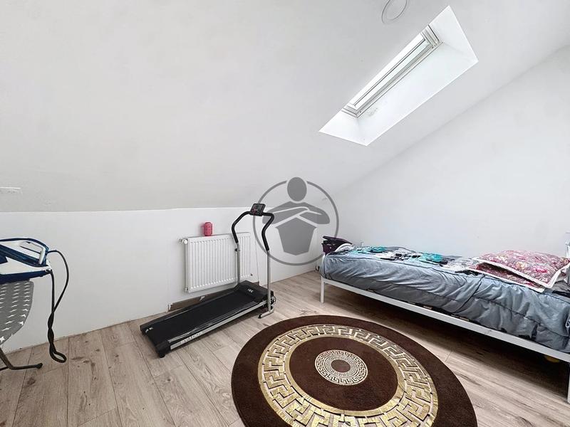 Maison - 167 m² - 7 pièces