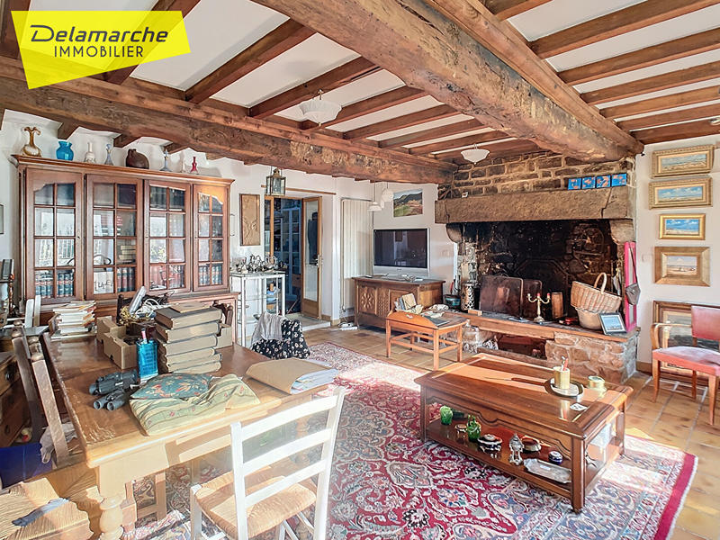 Maison - 205 m² - 6 pièces