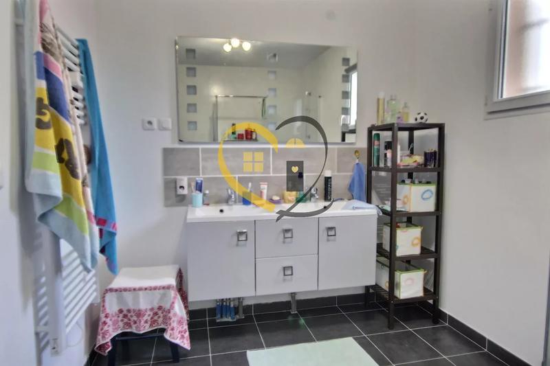 Maison de village - 130 m² - 5 pièces