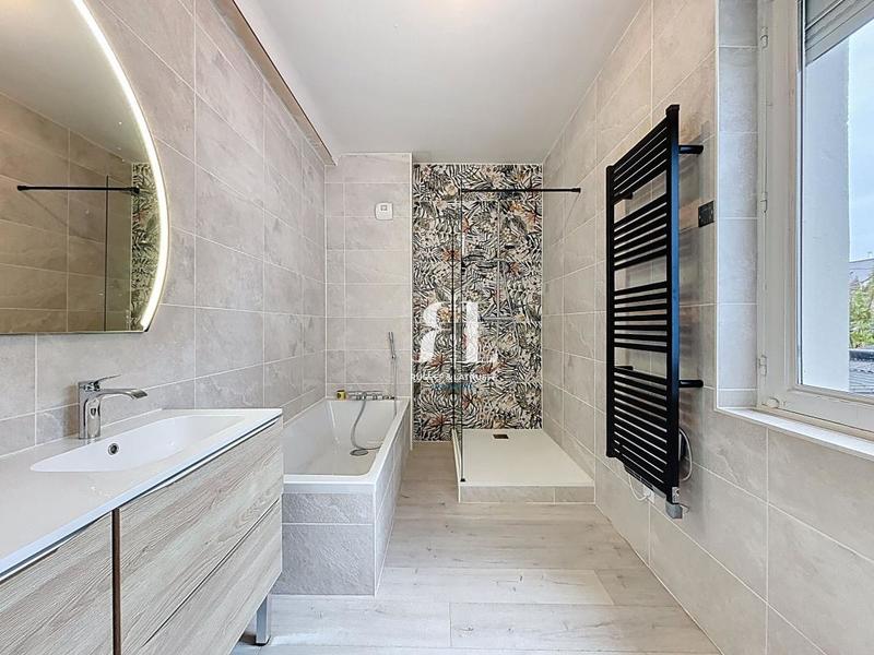 Maison - 110 m² - 4 pièces