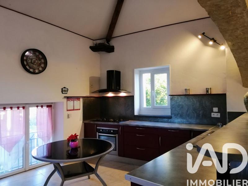 Maison de village - 186 m² - 7 pièces