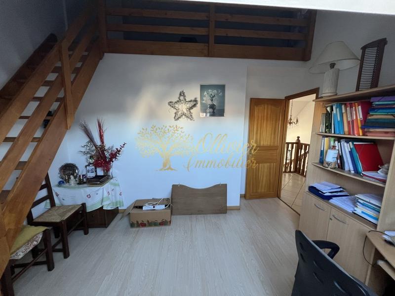 Pavillon - 154 m² - 8 pièces