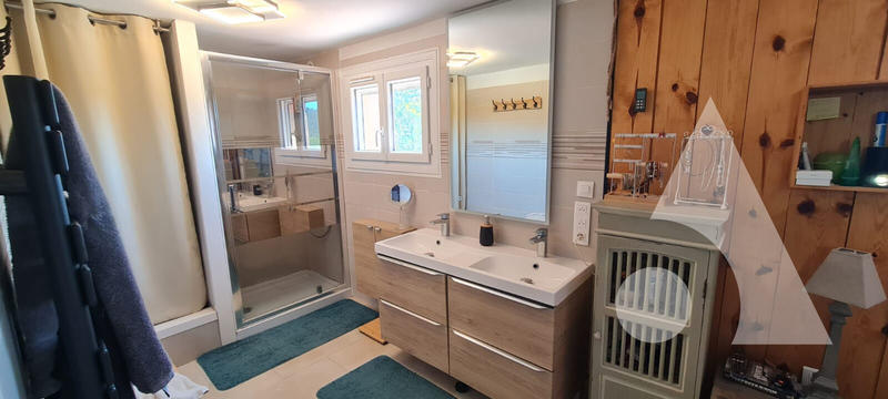 Maison - 128 m² - 4 pièces