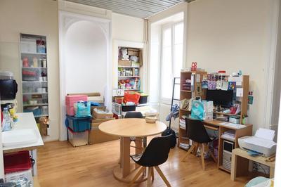 Fonds de commerce - 115 m²