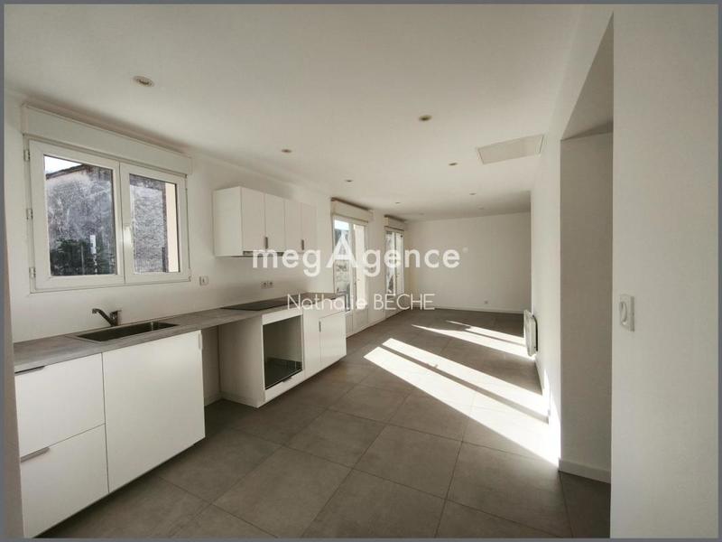 Maison - 85 m² - 4 pièces