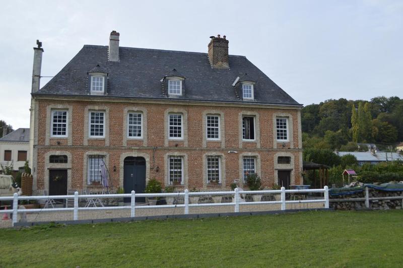 Maison - 190 m² - 8 pièces