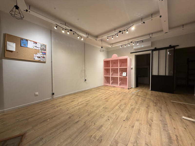Local commercial - 145 m²