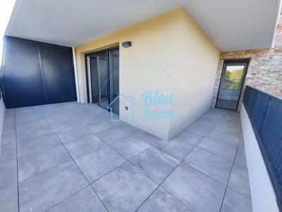 Appartement - 64 m² - 3 pièces