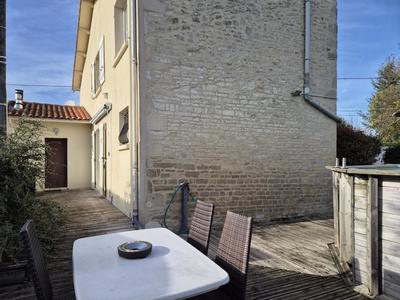 Maison - 176 m² - 7 pièces