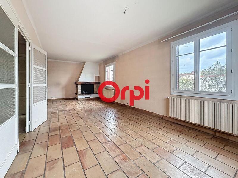 Maison - 205 m² - 4 pièces