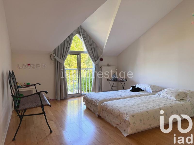 Maison de maîtres - 180 m² - 7 pièces