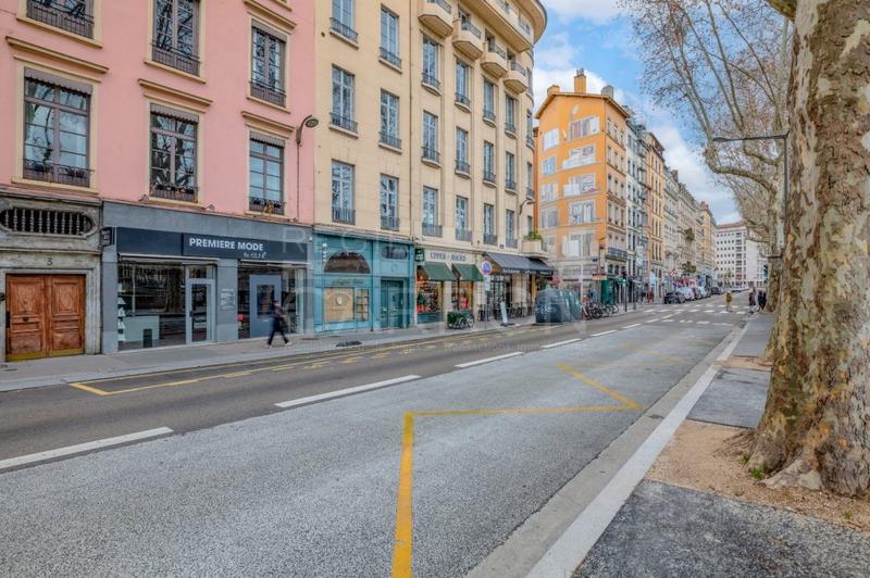 Appartement - 105 m² - 3 pièces