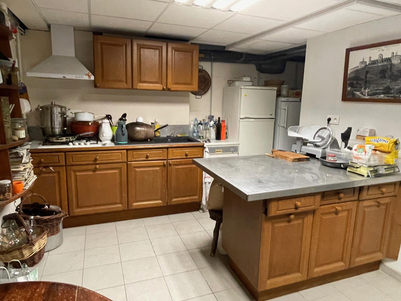 Maison - 228 m² - 7 pièces