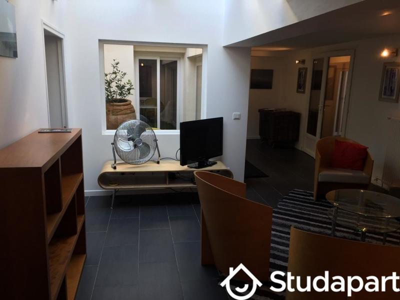 Chambre - 15 m² - 1 pièce