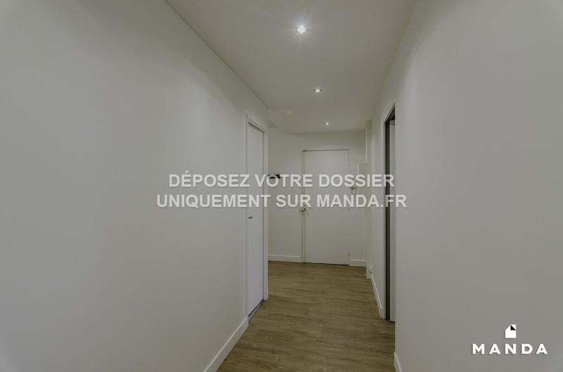 Chambre - 11 m² - 4 pièces