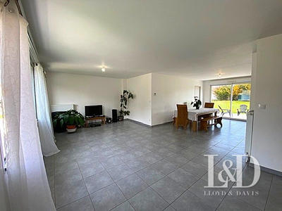 Maison traditionnelle - 132 m² - 7 pièces