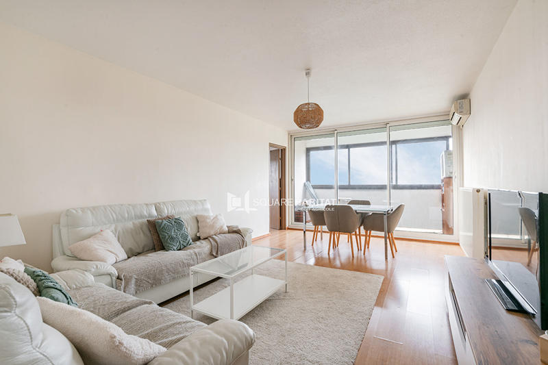 Appartement - 104 m² - 5 pièces