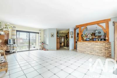 Maison - 247 m² - 10 pièces