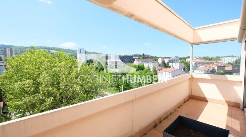 Appartement - 110 m² - 5 pièces