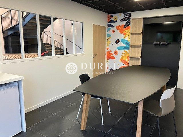 Local d'activités - 1 445 m²