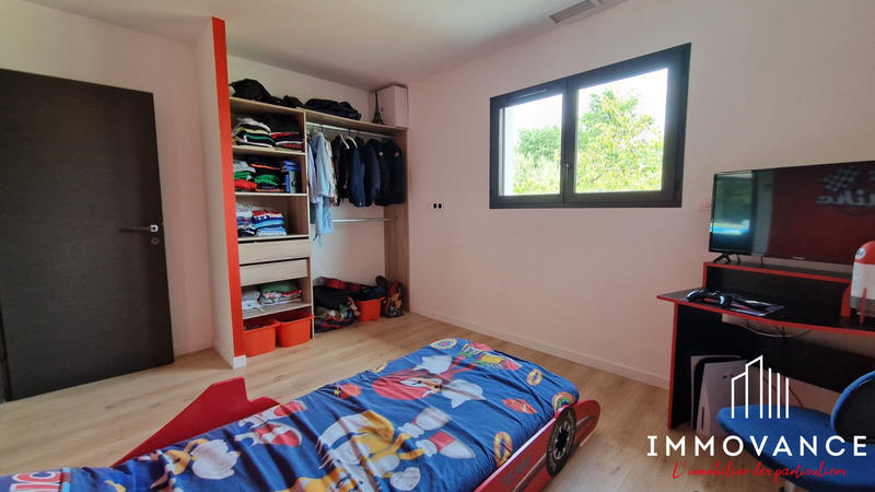 Maison - 171 m² - 7 pièces