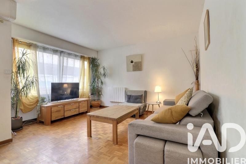 Appartement - 90 m² - 4 pièces