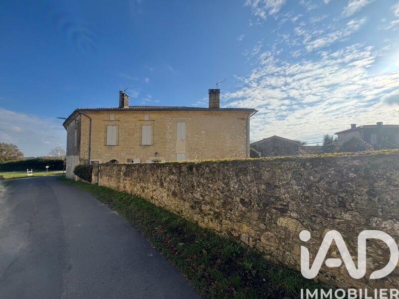 Maison - 185 m² - 9 pièces