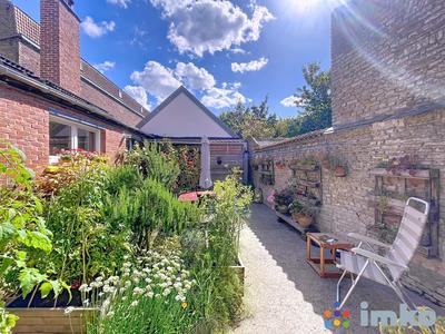 Maison ancienne - 259 m² - 7 pièces