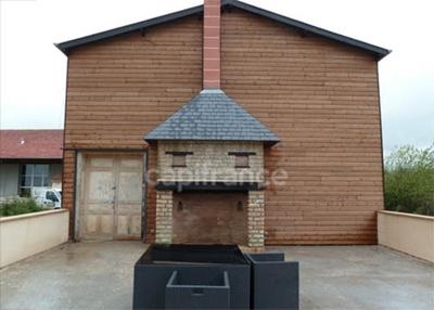 Maison - 550 m² - 5 pièces