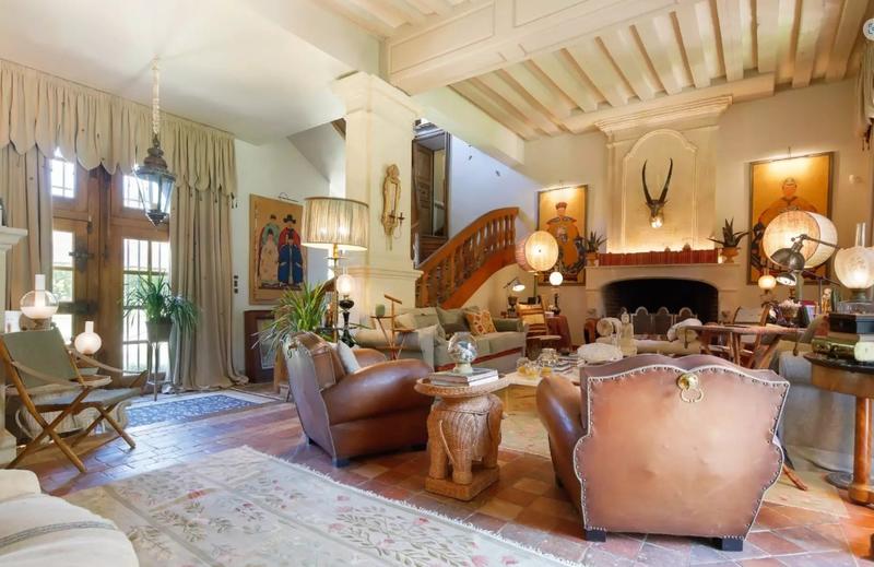 Manoir - 735 m² - 12 pièces