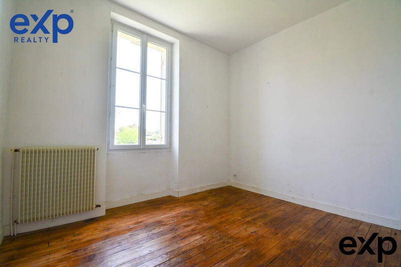 Maison traditionnelle - 215 m² - 6 pièces