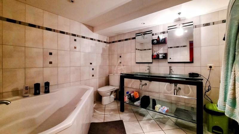 Corps de ferme - 150 m² - 7 pièces