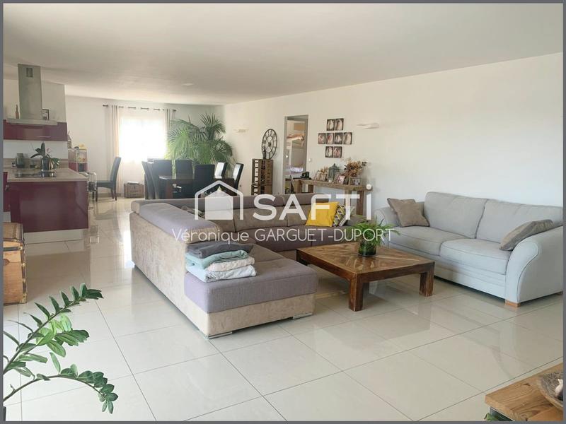 Maison - 151 m² - 5 pièces