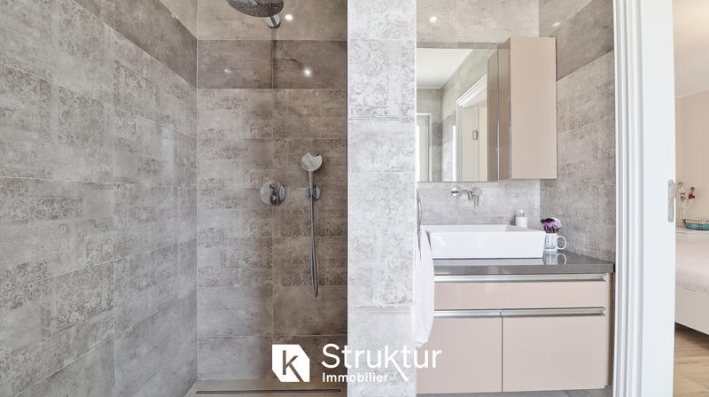 Villa - 290 m² - 7 pièces