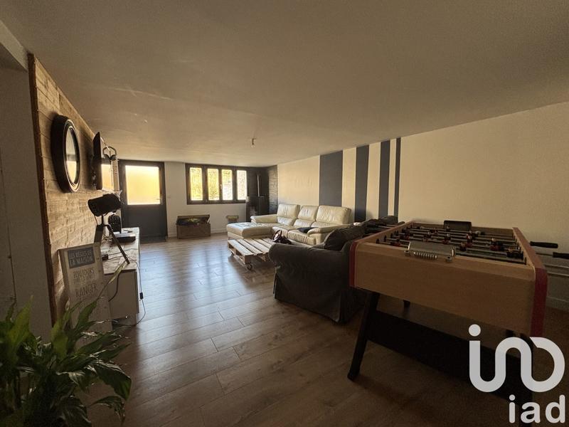 Maison - 249 m² - 8 pièces