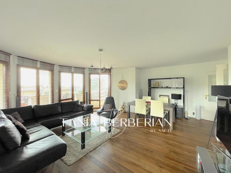 Appartement - 82 m² - 3 pièces