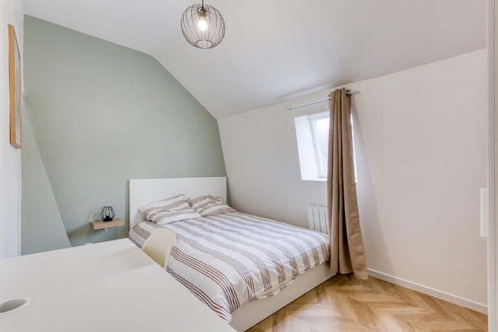 Appartement - 100 m² - 5 pièces