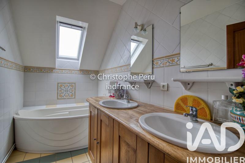 Maison - 145 m² - 7 pièces