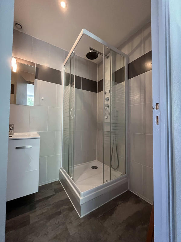 Immeuble - 42 m² - 2 pièces