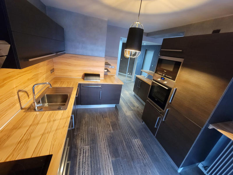 Appartement - 77 m² - 4 pièces