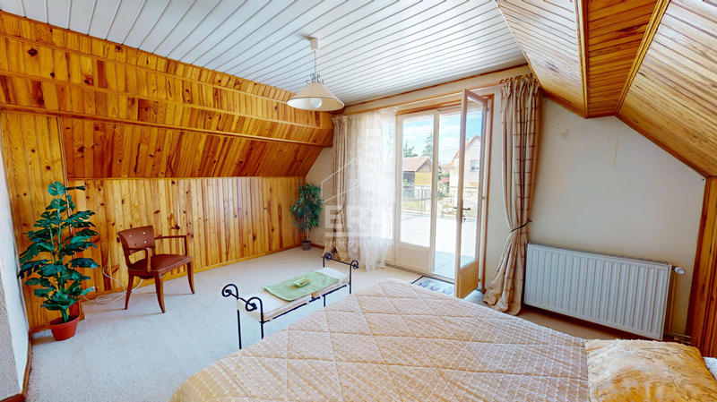 Maison - 163 m² - 5 pièces