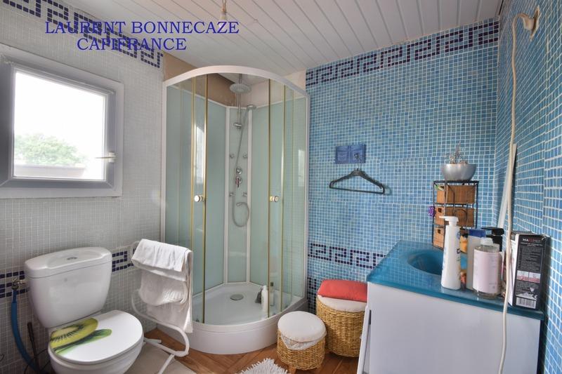 Maison - 180 m² - 8 pièces