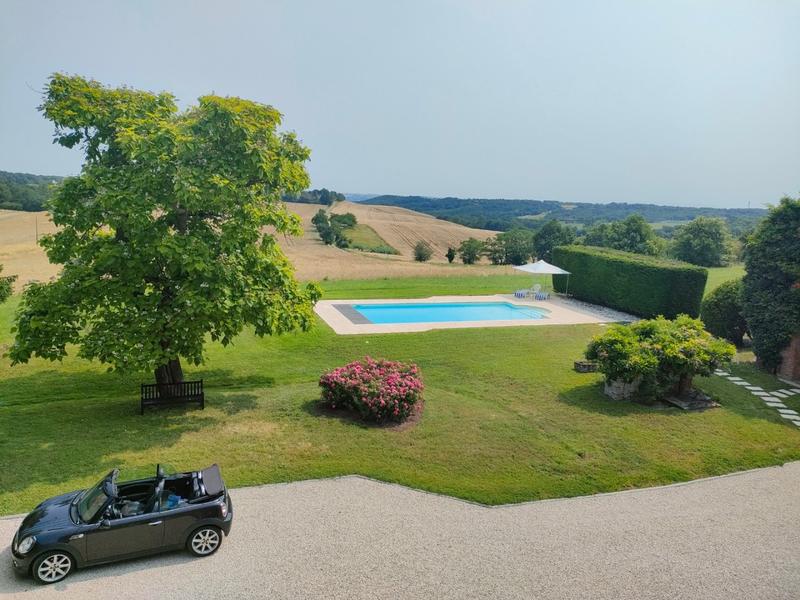 Château - 460 m² - 14 pièces