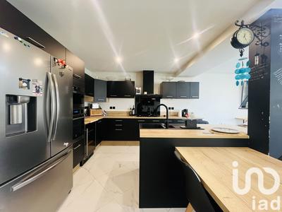 Maison de ville - 220 m² - 8 pièces