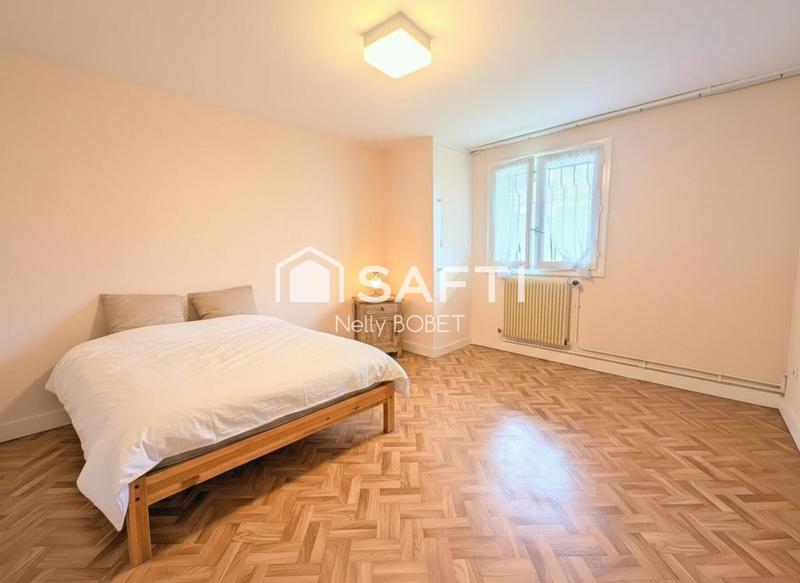 Maison - 120 m² - 7 pièces