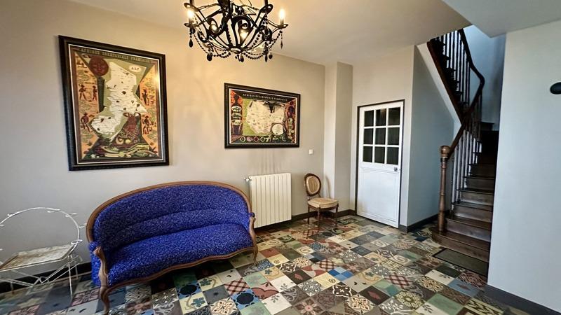 Maison bourgeoise - 305 m² - 10 pièces