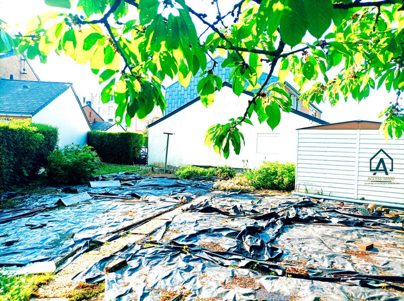 Maison - 92 m² - 5 pièces