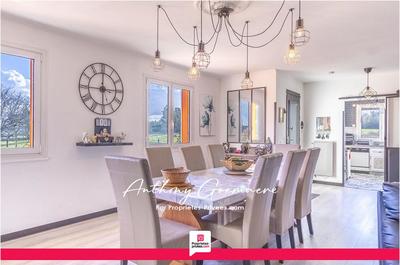 Maison - 135 m² - 5 pièces