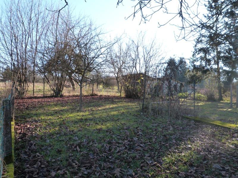Terrain constructible - 851 m²